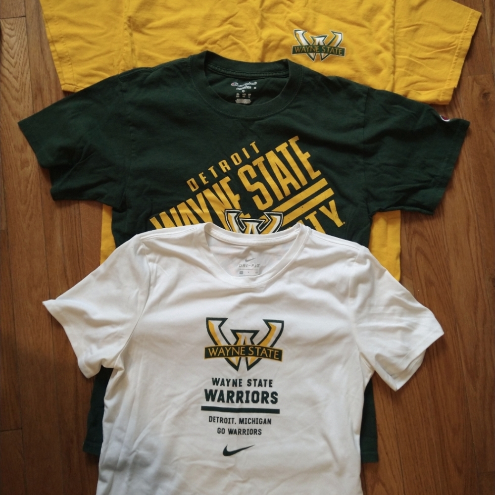 Wayne State University T-Shirt bundle